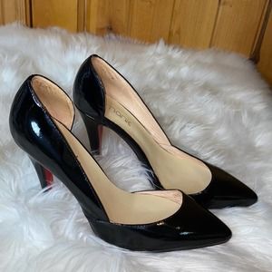 Manie Black Asymmetrical Cut High Heels Pumps 39
